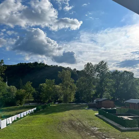 Domacinstvo Kondic Апартаменты Podovi